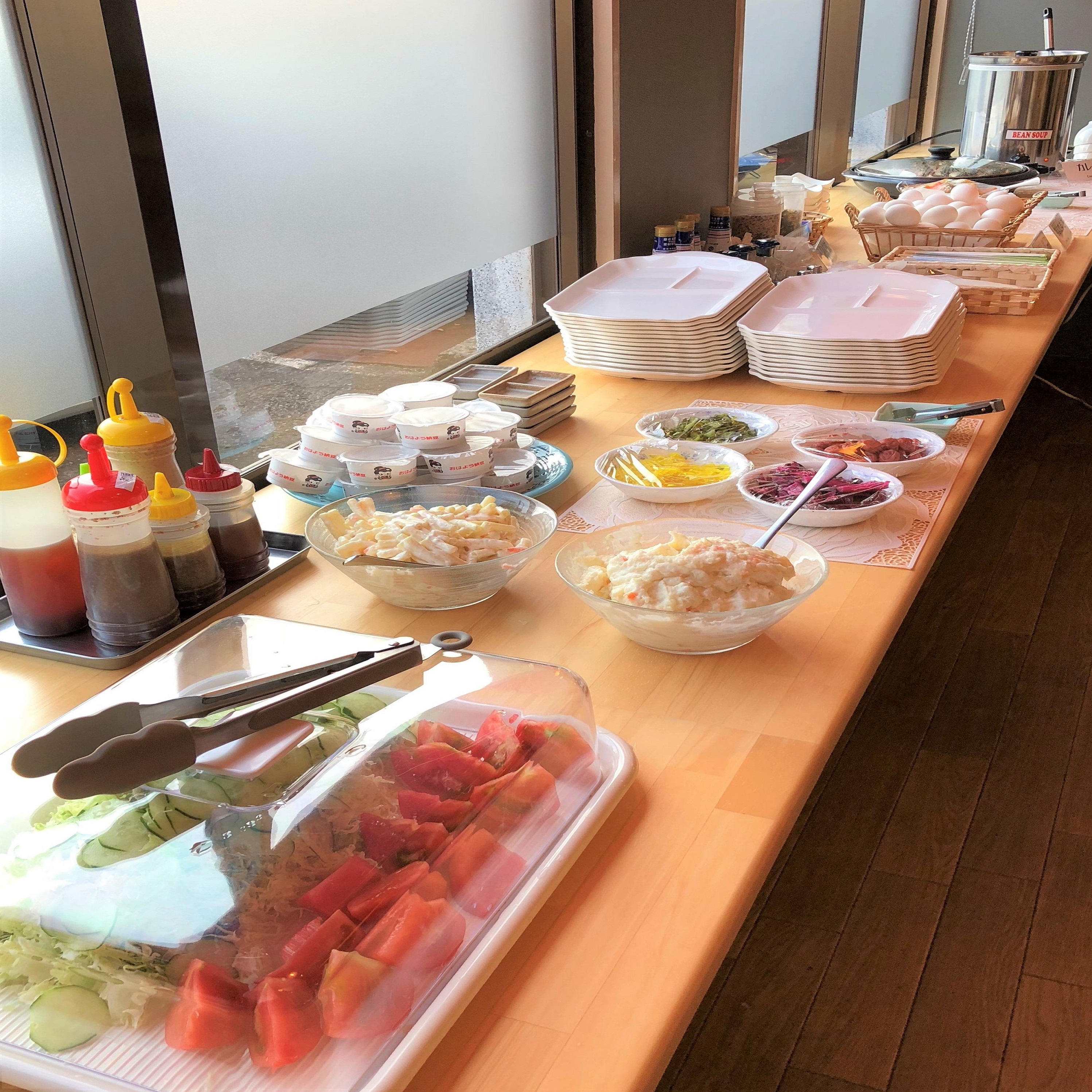 生野菜　マカロニサラダ　ポテトサラダ