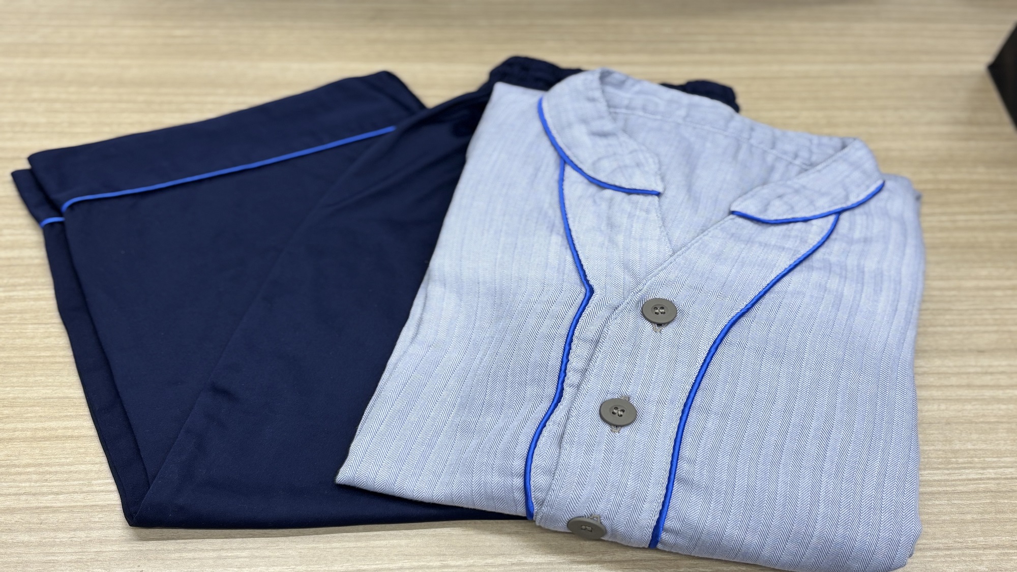 ◆ナイトウェア／客室備品◆（大人用上下セパレート）