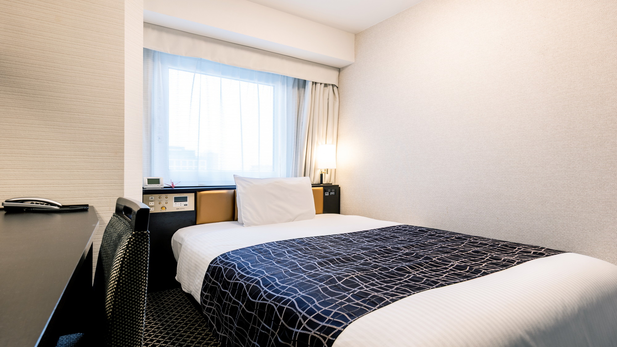 スタンダードルーム（1名利用）（広さ11㎡／ベッド幅140cm）