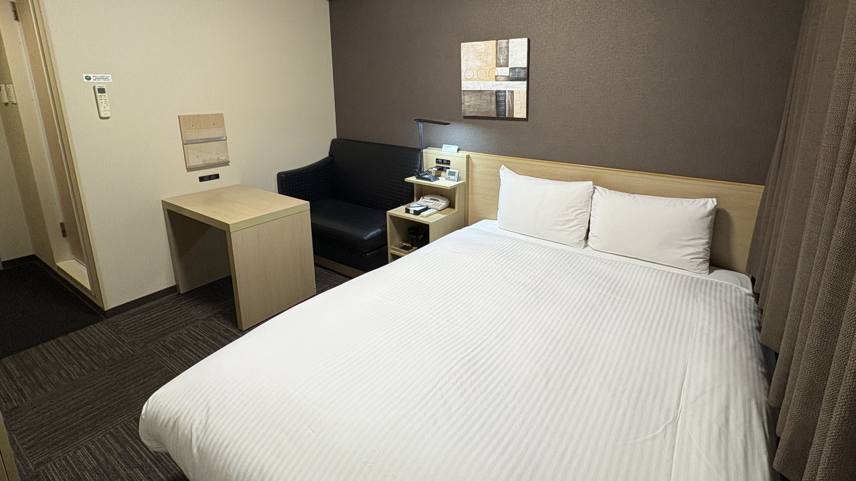 スタンダードダブルルーム2