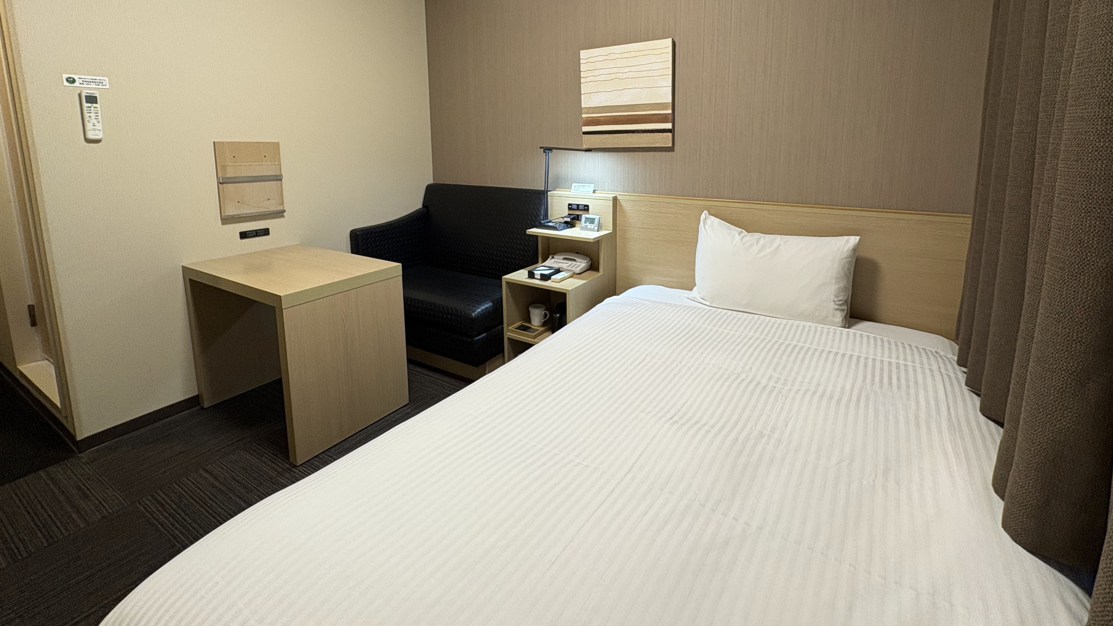 スタンダードシングルルーム2