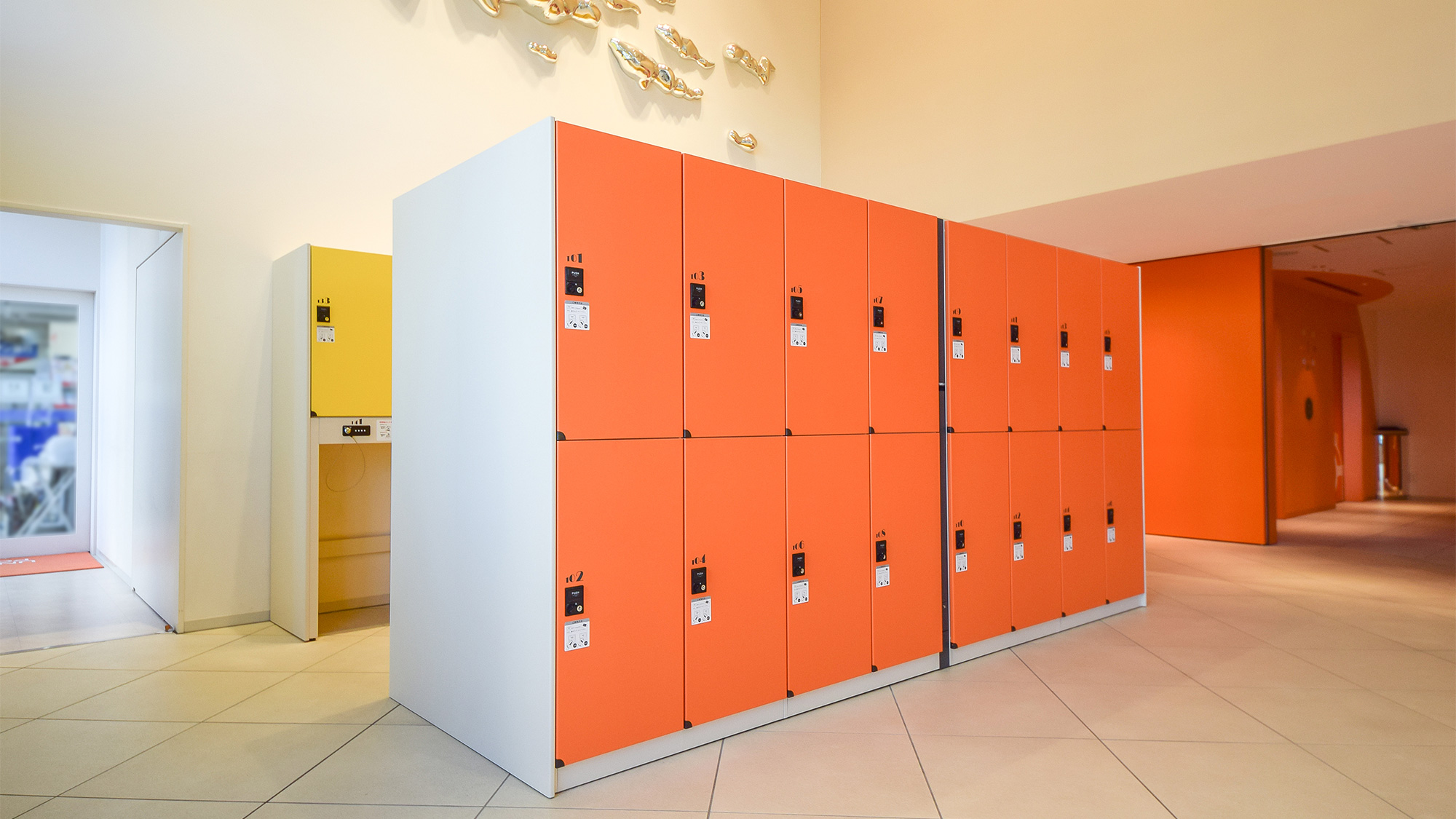 コインロッカー