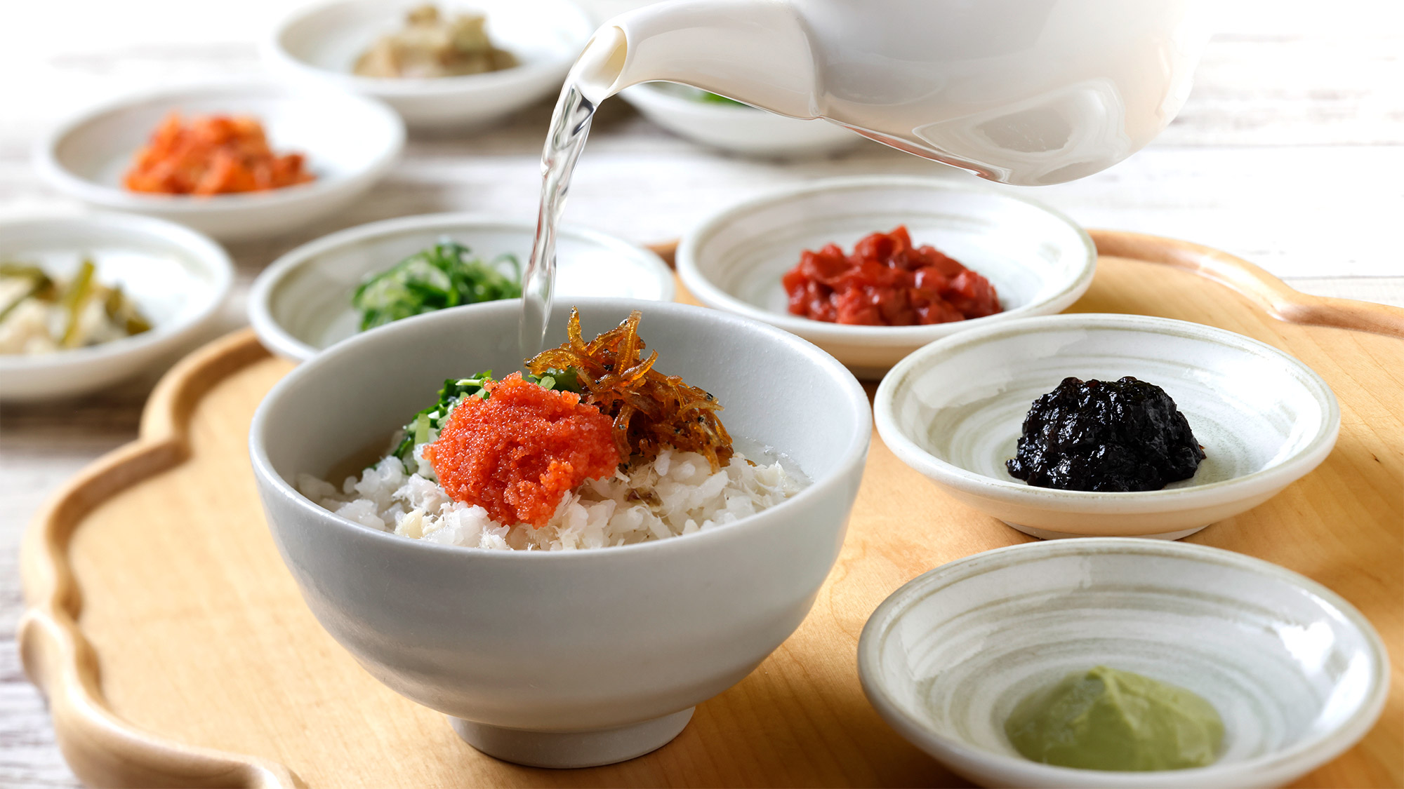 朝食ビュッフェ　鯛めし｜お出汁をかけてだし茶漬けにも