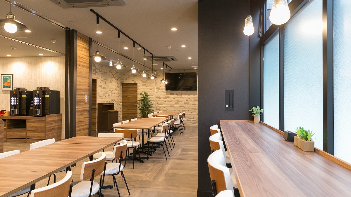 ◆　1F Express Café コーヒーや紅茶、スープの無料サービスを行っております。