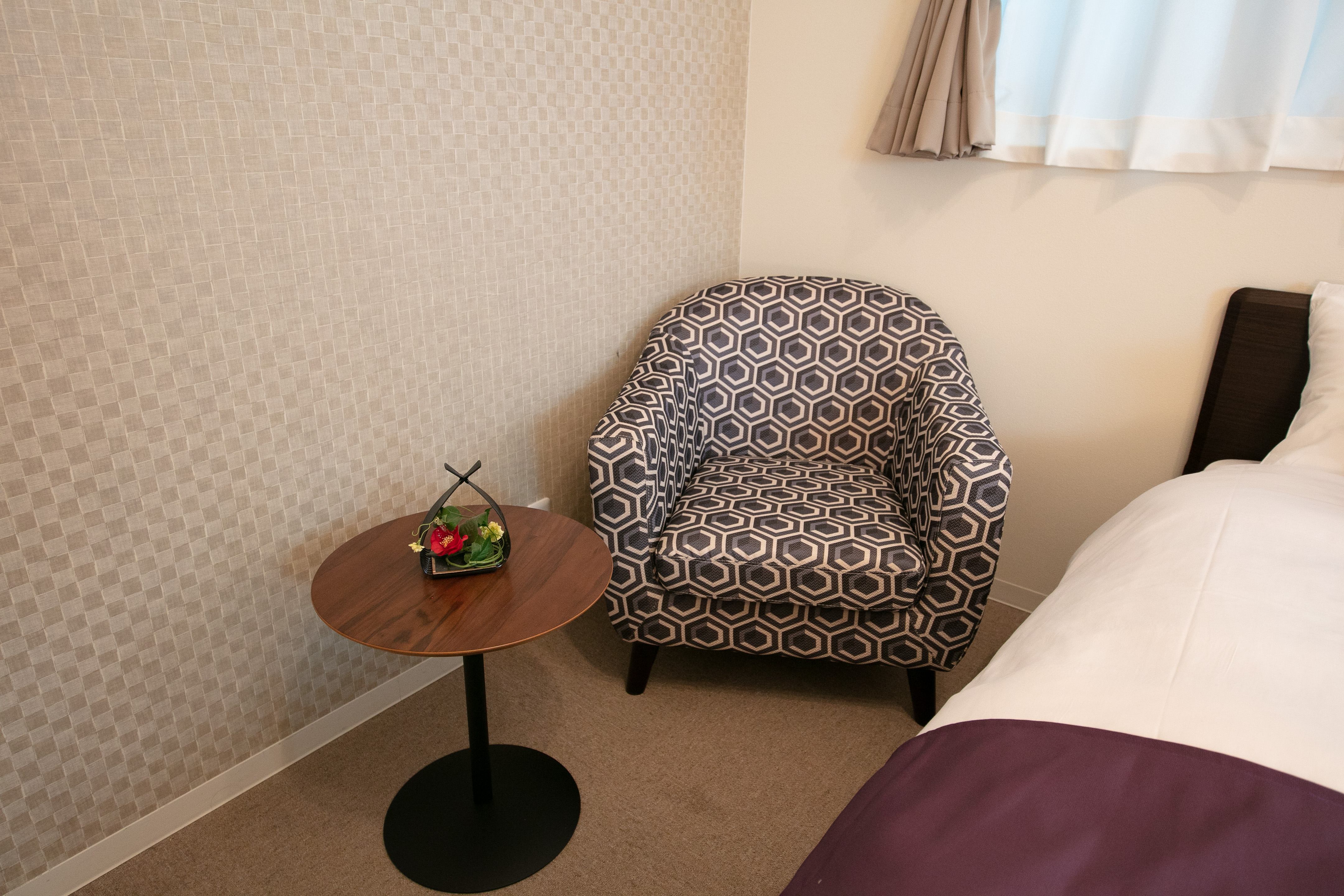 ダブルベッドx1　202号室