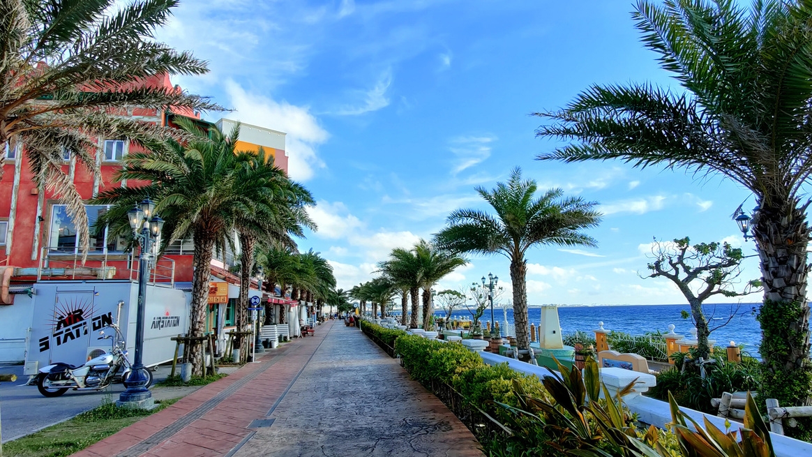 【春SALE】異国情緒溢れる北谷町で満喫！沖縄◆春旅〈食事なし〉