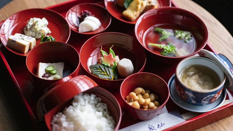 ・和朝食例　割烹専門店の和朝食セット