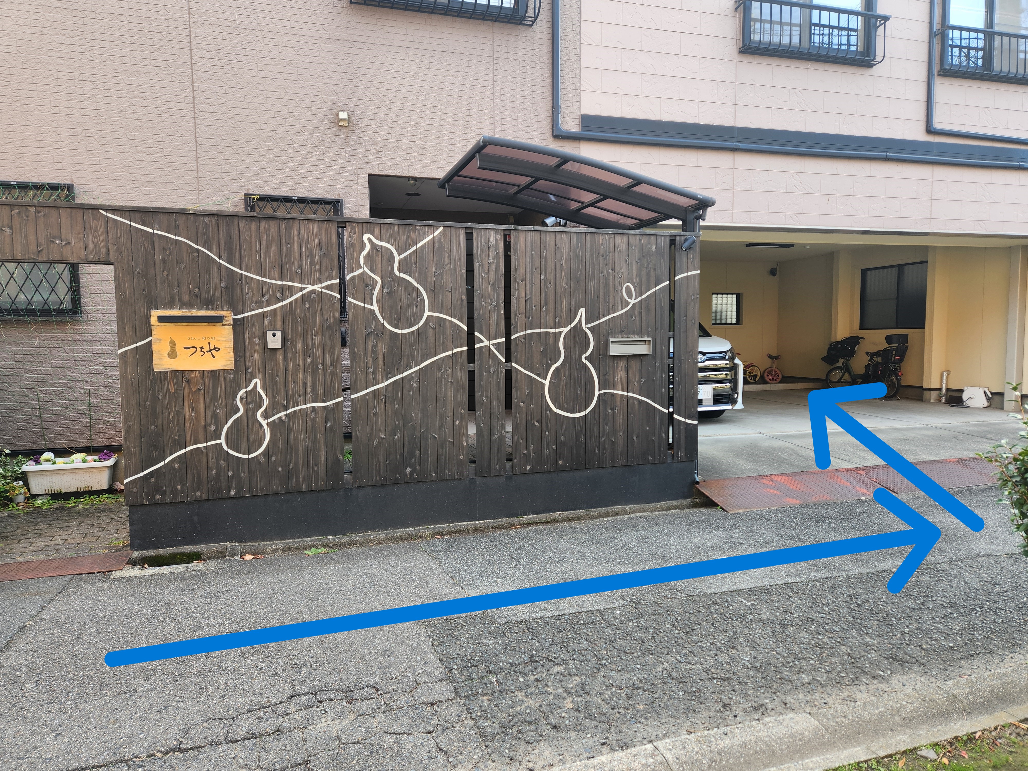 駐車場　