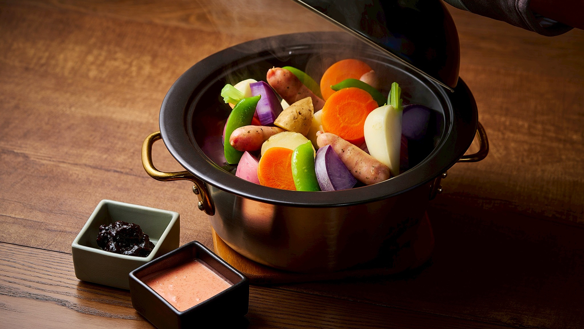 【HANARE＆VILLA／夕食】［2025冬］ ほっこり。やさしい季節の蒸し野菜サラダ