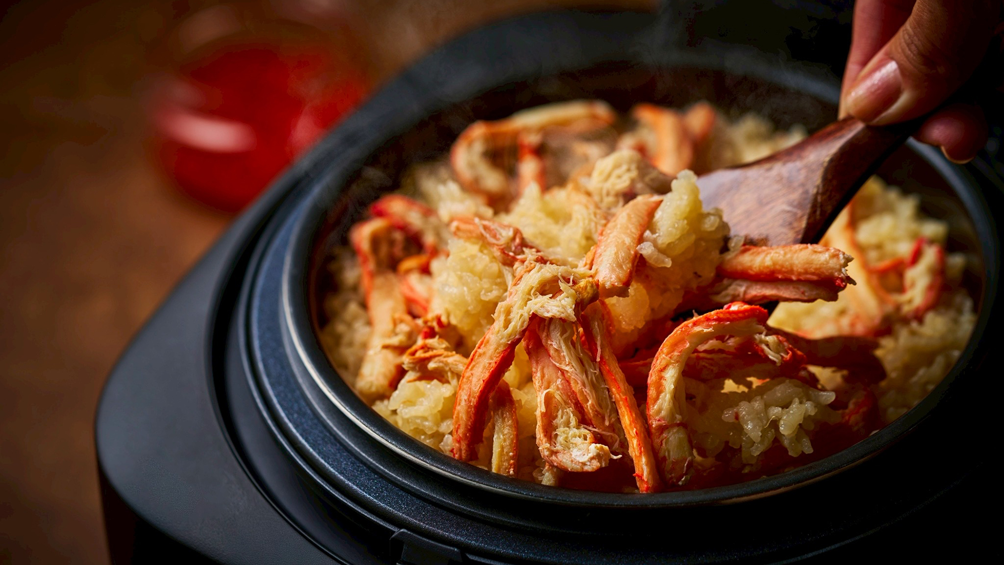 【HANARE＆VILLA／夕食】［2025冬］ 蟹炊き込みご飯いくらのせ／和プレミアム御膳