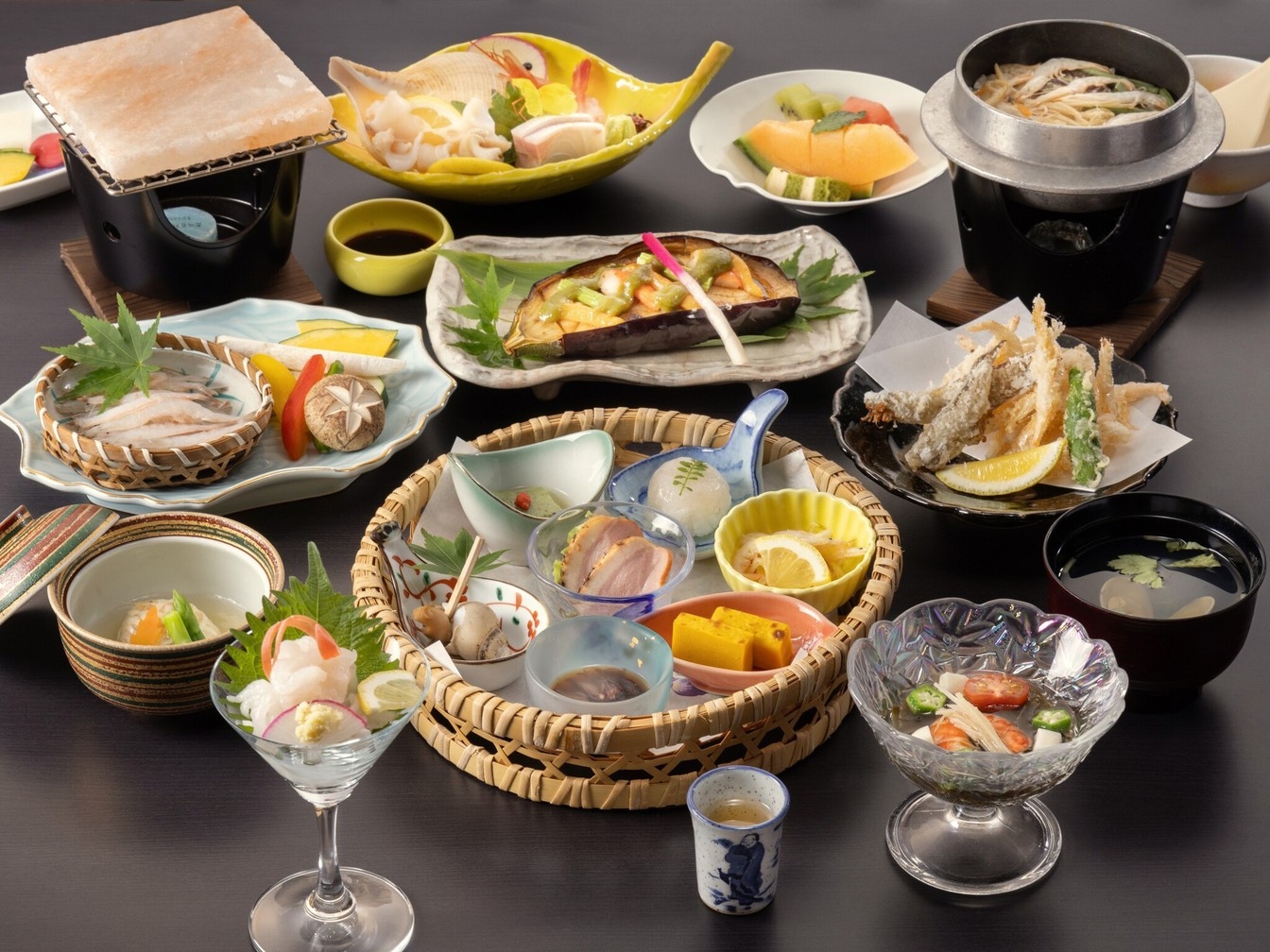【期間限定】富山湾の宝石　幻の逸品白エビを満喫！海の恵みに感動