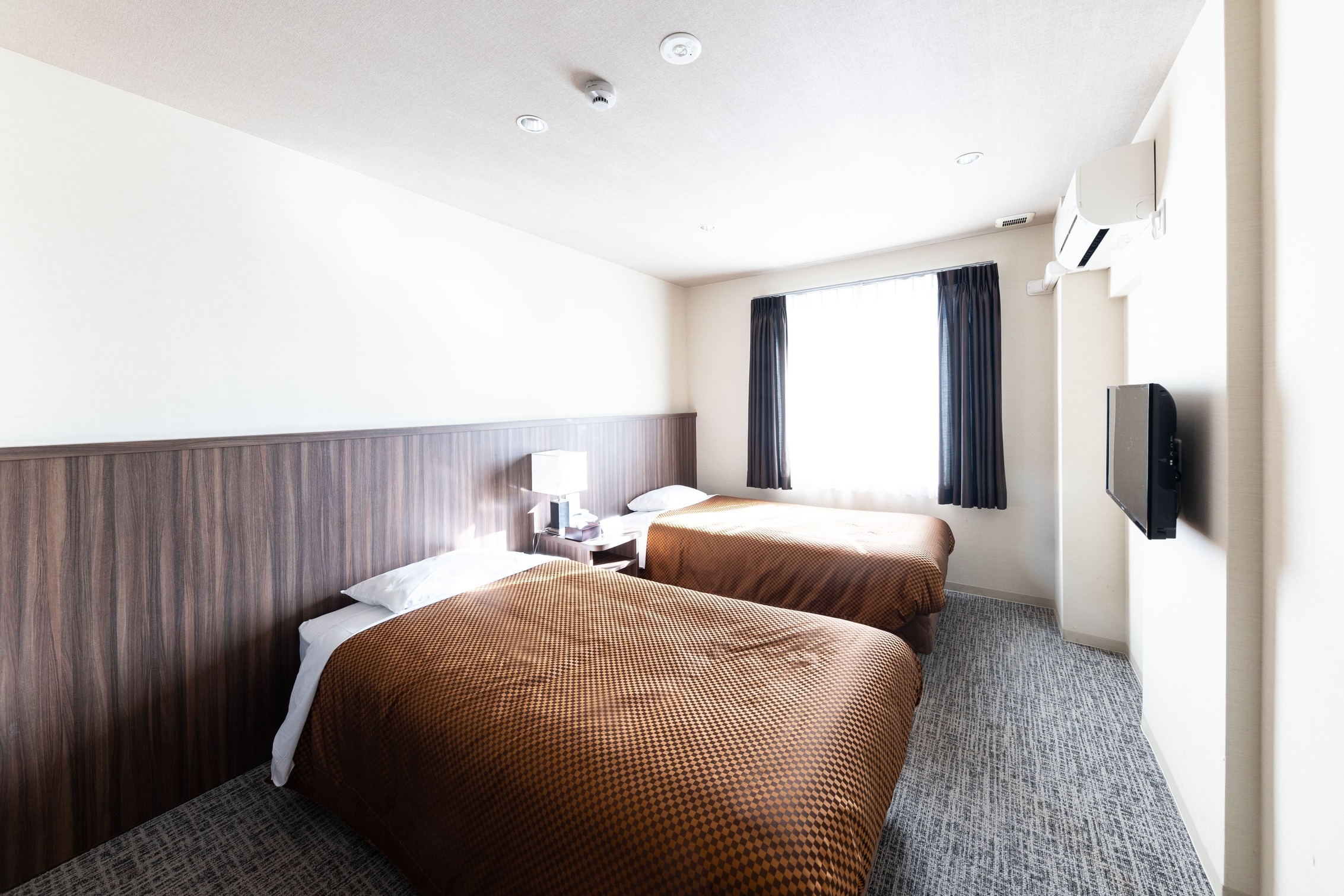 【翌15時チェックアウト】朝はゆっくり♪最大24時間ステイ！大阪観光にもおすすめ＜素泊まり＞