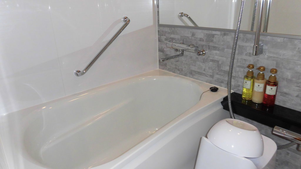 【食事なし】セパレートバス確約・ベッドタイプ指定不可プラン