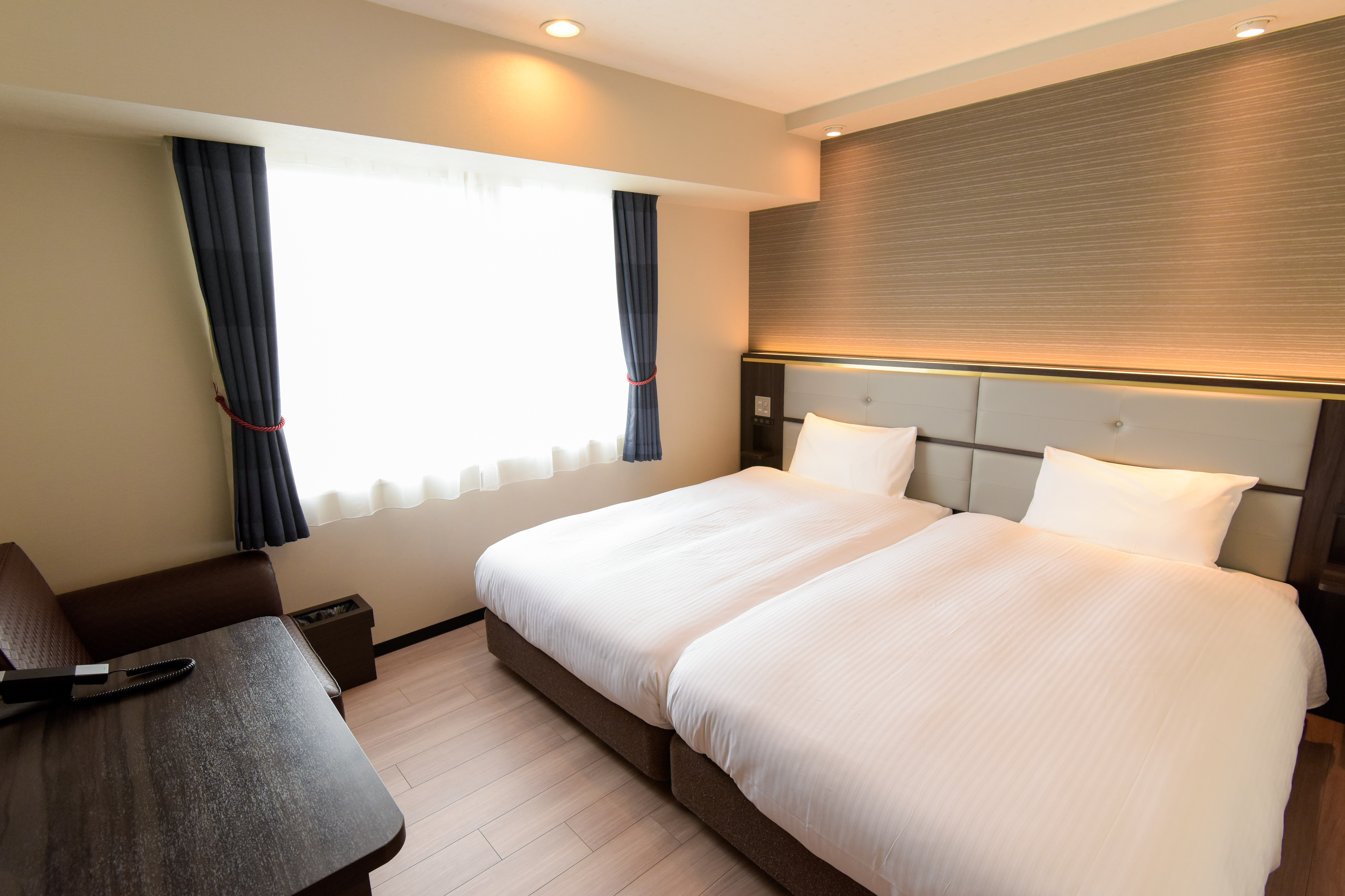 ツインルーム(19㎡ / 100cmサイズベッド)