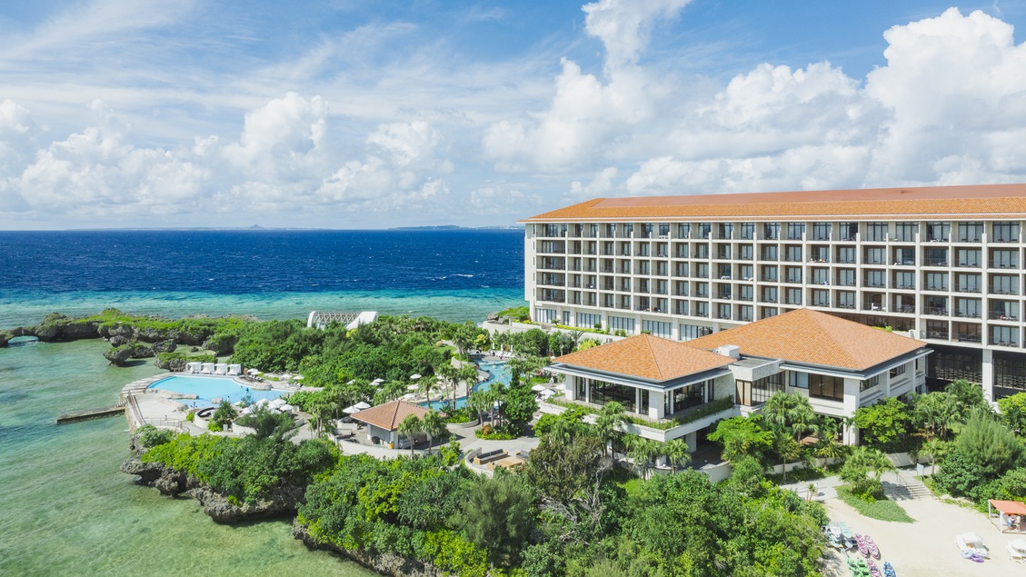 【冬こそねらい目！】沖縄リゾートの贅沢な冬のひととき。波音が癒すラグジュアリーな旅／食事なし