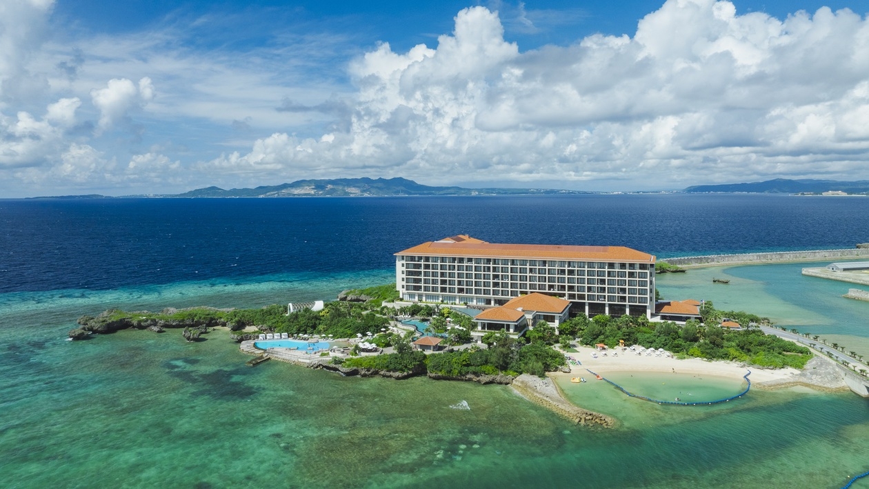 【新春フェア】心地よい海風と波音が癒すラグジュアリーリゾートの旅／食事なし