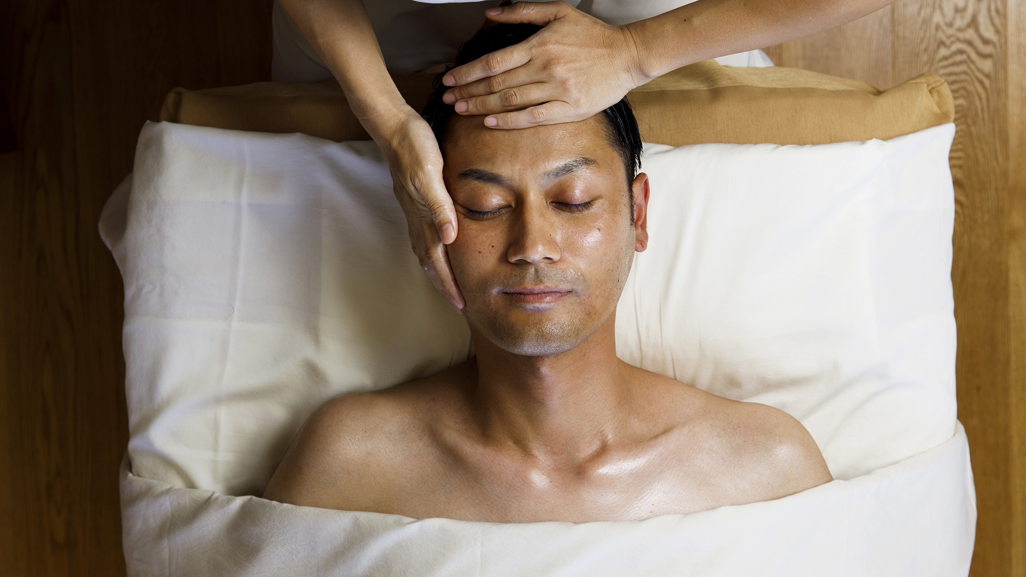 【スパはなり】 男性のお客様もご利用いただけますのでお気軽にご相談下さいませ。