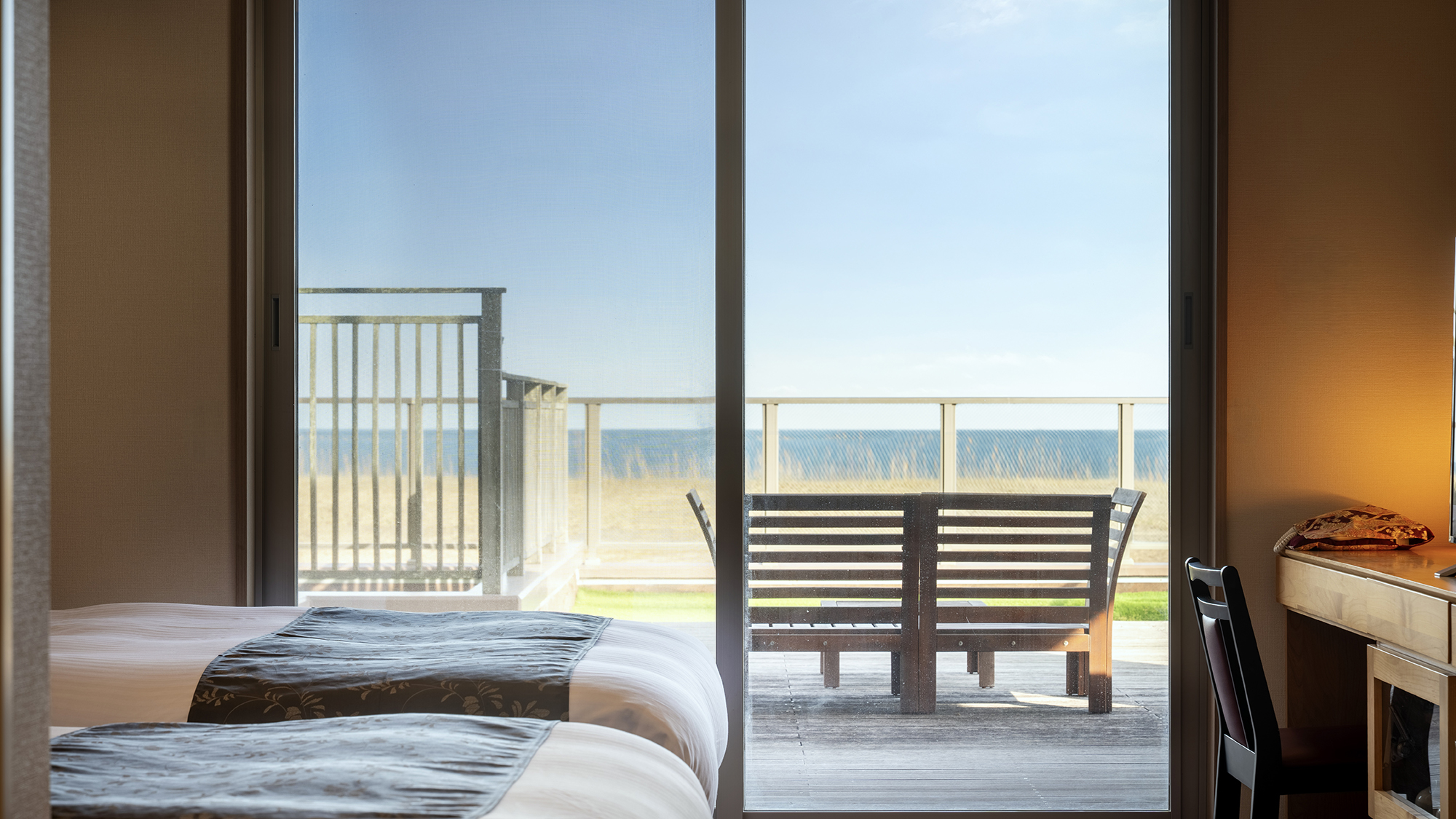 【太平洋ビュー◇洋室】&ldquo;2人専用&rdquo;の気兼ねないひととき♪&ldquo;オーシャンビュー&rdquo;の絶景が想い出の風景に