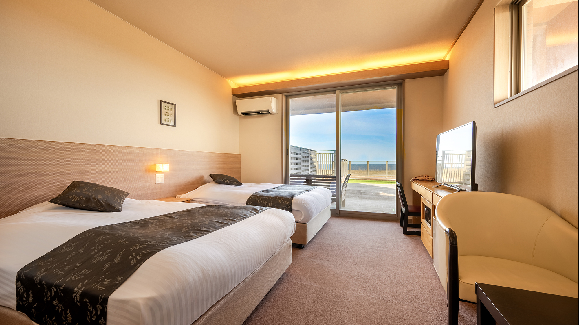 【太平洋ビュー◇洋室】&ldquo;2人専用&rdquo;の気兼ねないひととき♪&ldquo;オーシャンビュー&rdquo;の絶景が想い出の風景に