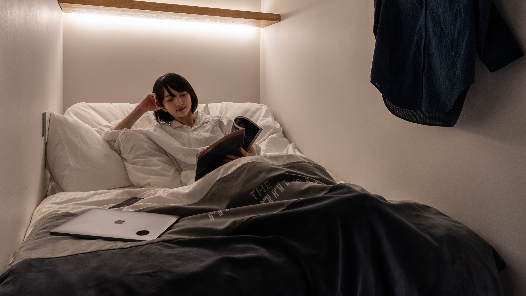 120cm幅のセミダブルベッド