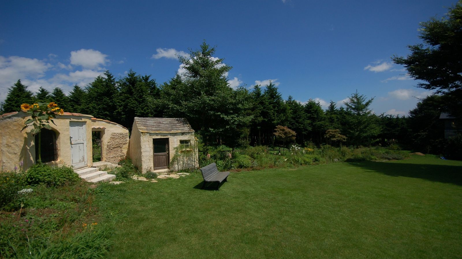 空の庭　庭の風景
