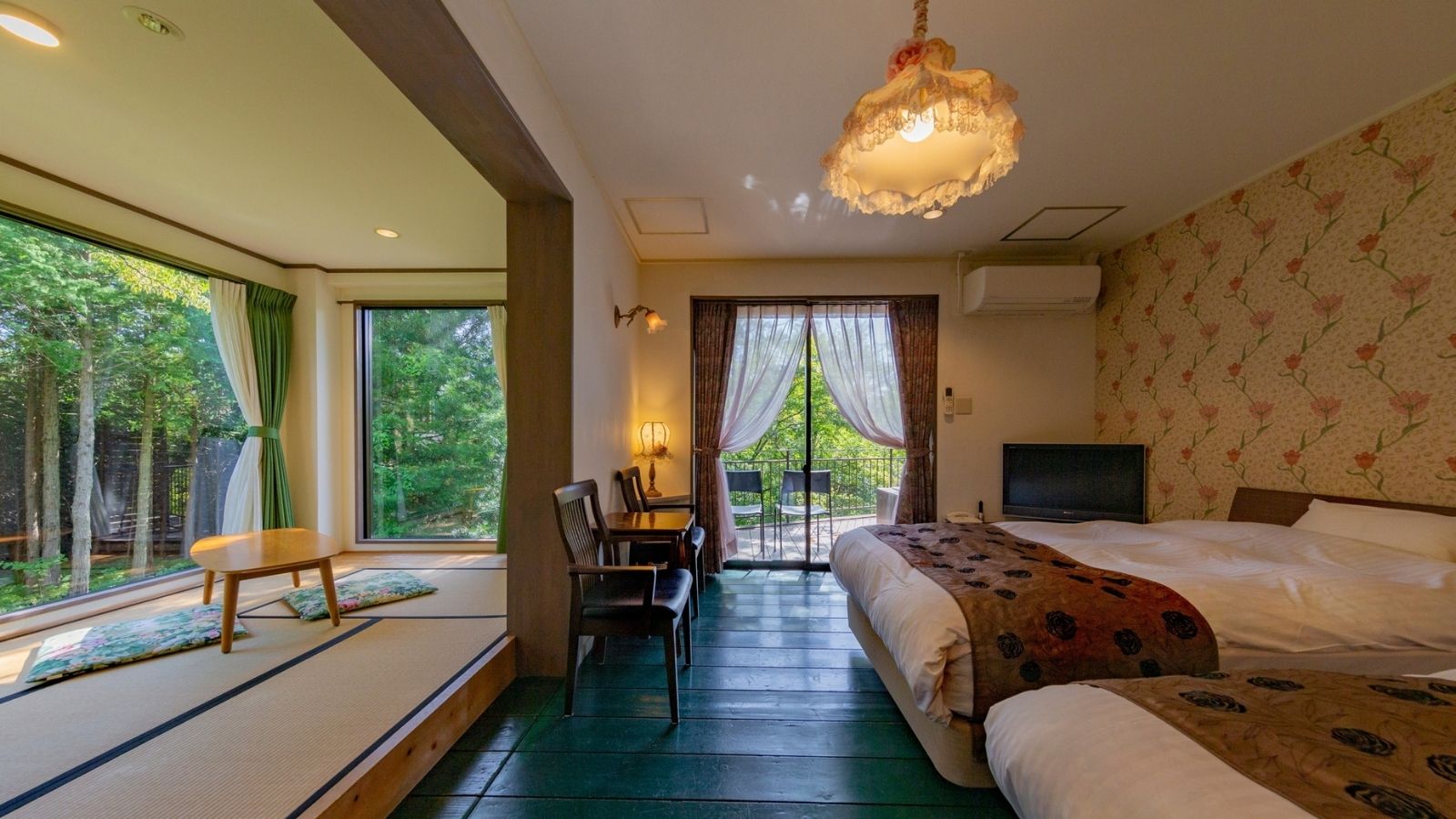 【露天風呂付き】和洋室＜フォレストビュー＞13畳+広縁+テラス付