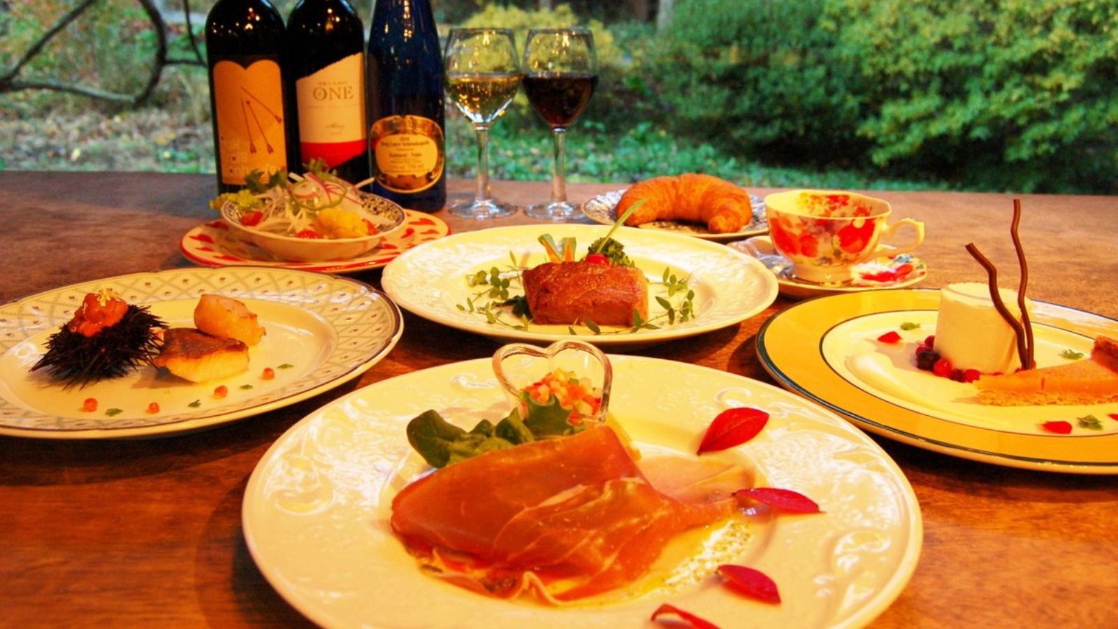 大切な方と幸せなディナー時間をお過ごし下さい