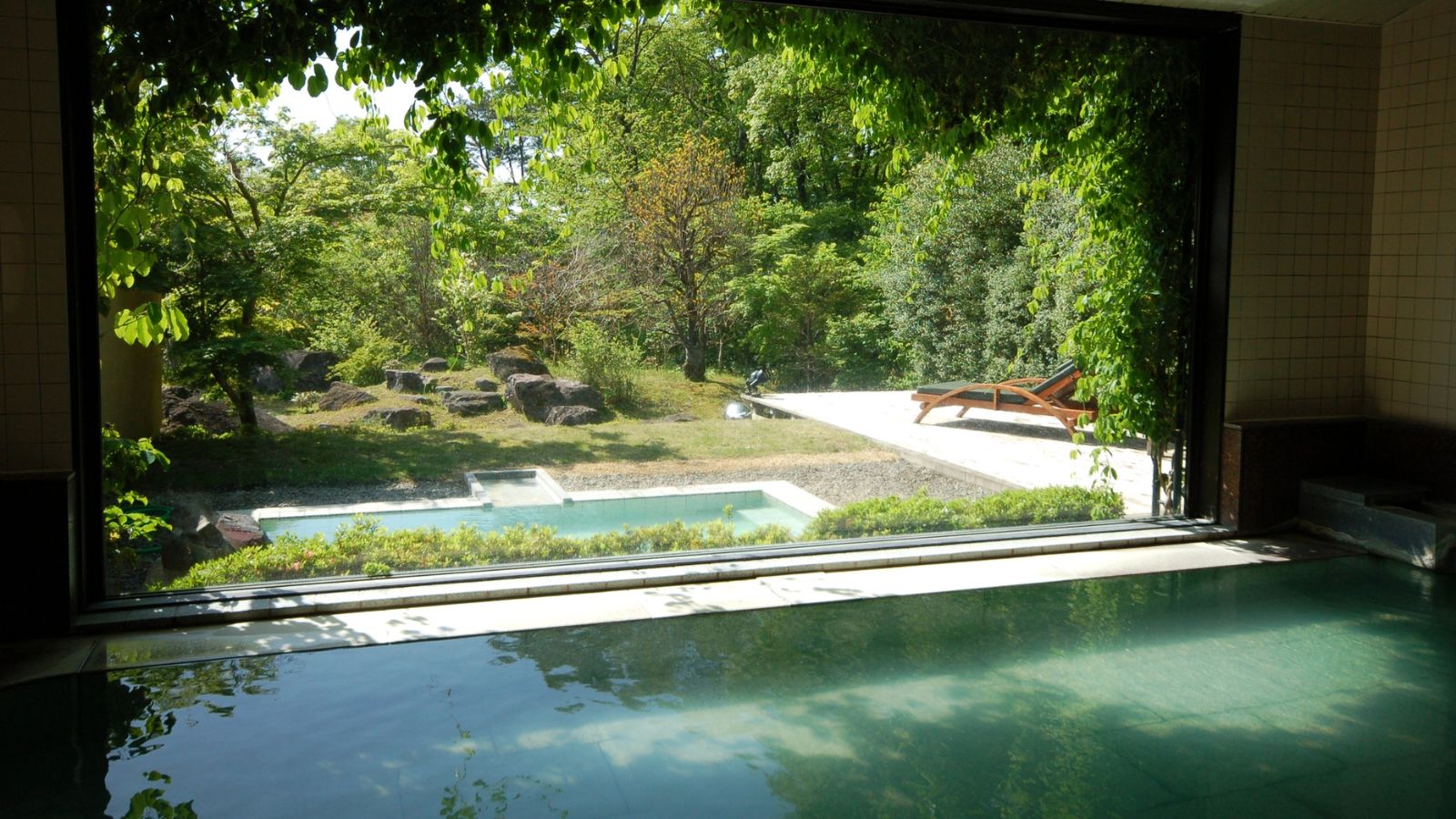 姉妹館「空の庭リゾート」の女性内湯