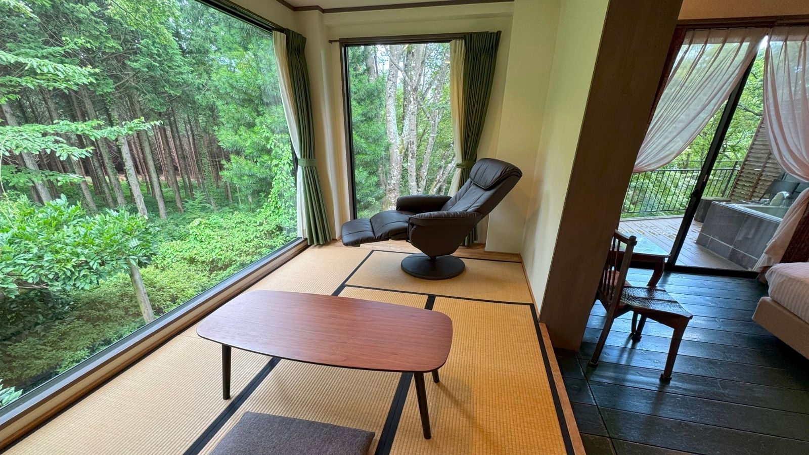 【露天風呂付き】和洋室＜フォレストビュー＞13畳+広縁+テラス付