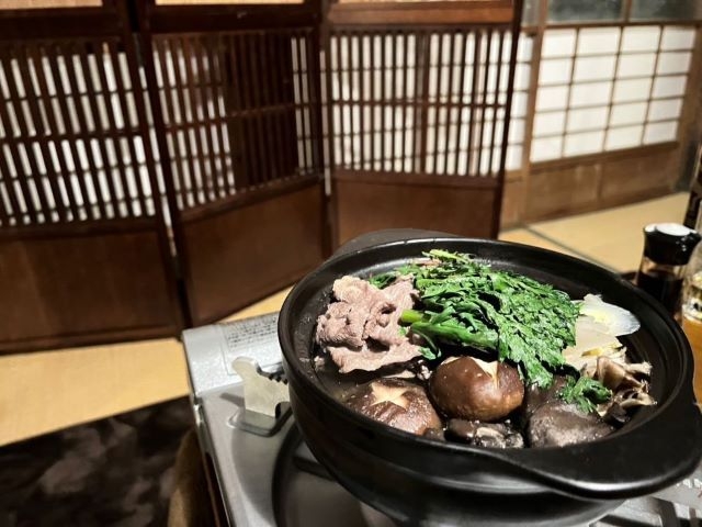 【冬季限定・秋川牛のきのこ鍋】1棟貸切古民家 貸切風呂・サウナ付き