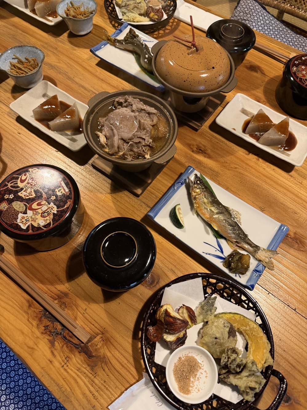 【古民家で味わう田舎料理】秋川牛・養沢の鱒・季節の天ぷら 貸切風呂・サウナ付き