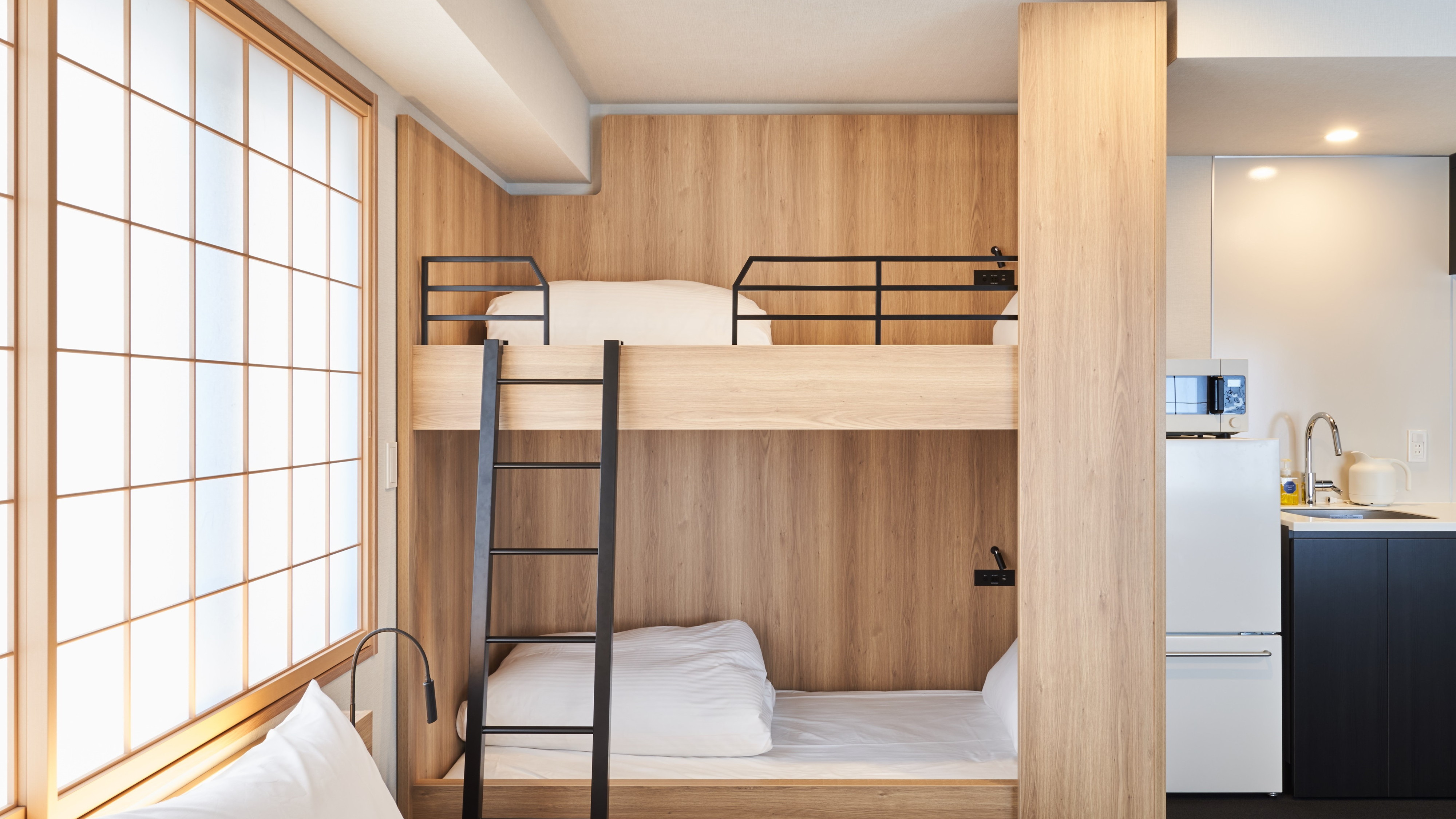 ファミリーアパートメント