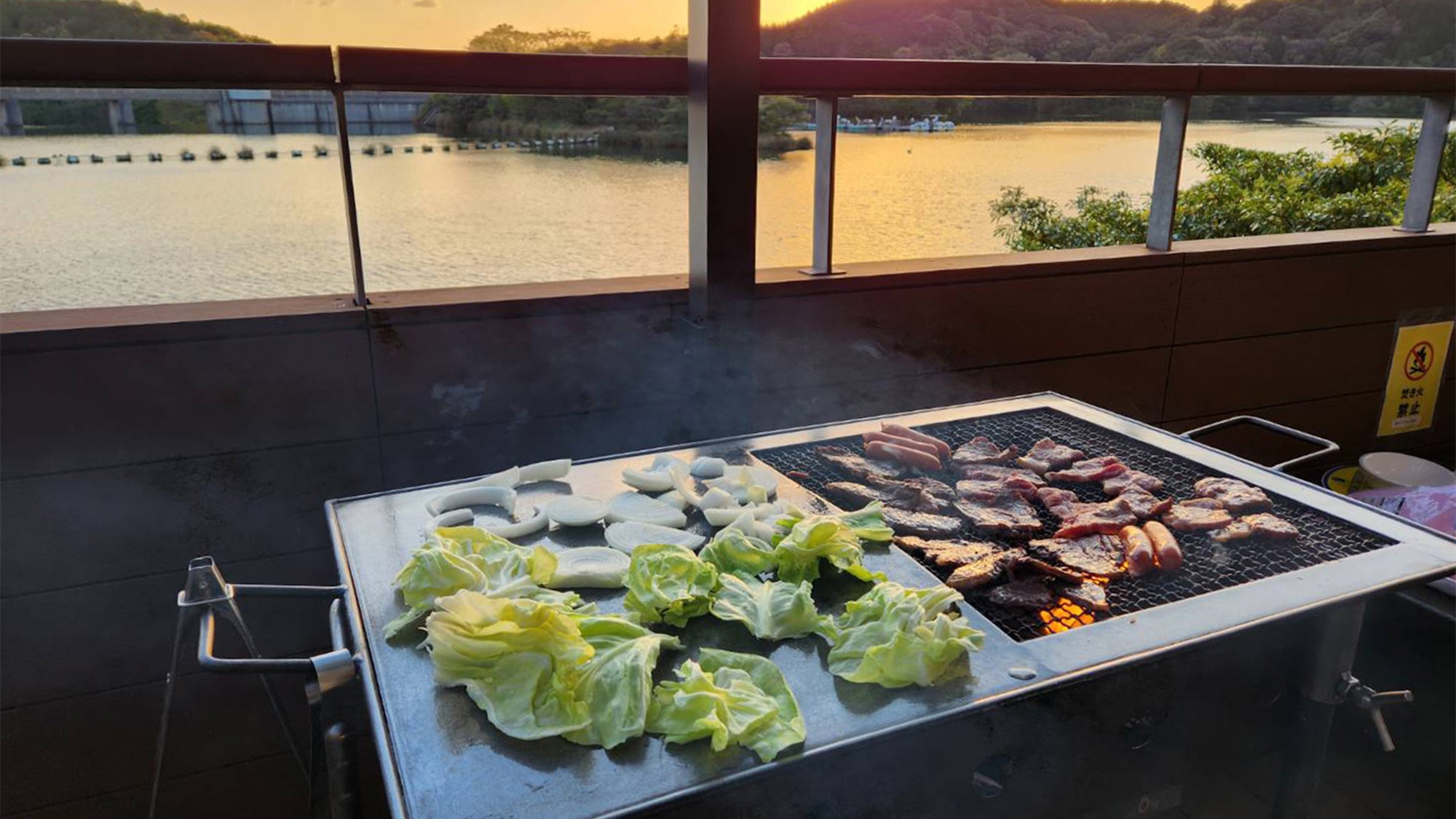 【1棟貸し】森の中の水辺のコテージを貸切で！家族連れや友達同士の旅行に最適