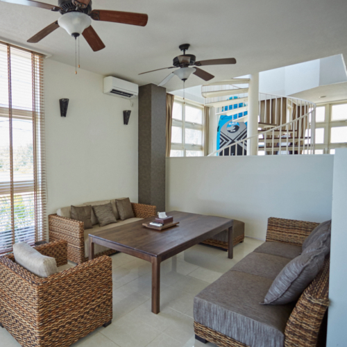 【MOF】｜100インチスクリーン＆プロジェクターもご用意しております！