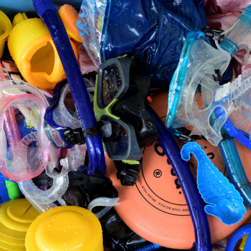 スノーケリングマスク ・スノーケリングフロート ・浮き輪など充実の貸出品！（貸出無料）
