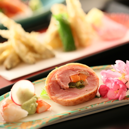 【日にち限定！ちょっとセルフ☆リーズナブルプラン】◆〜お夕食はお部屋出し〜【1泊2食付】