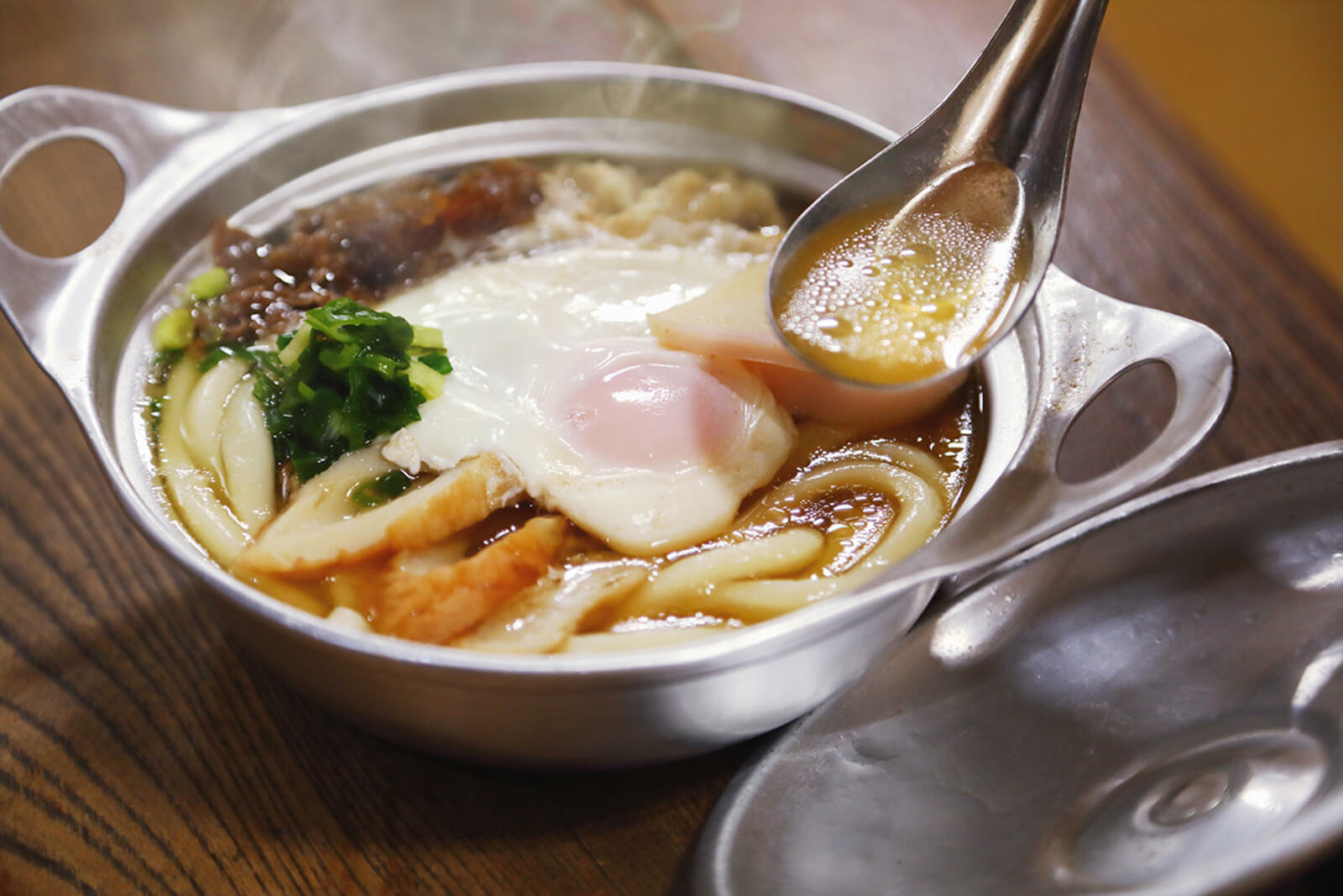 鍋焼きうどん