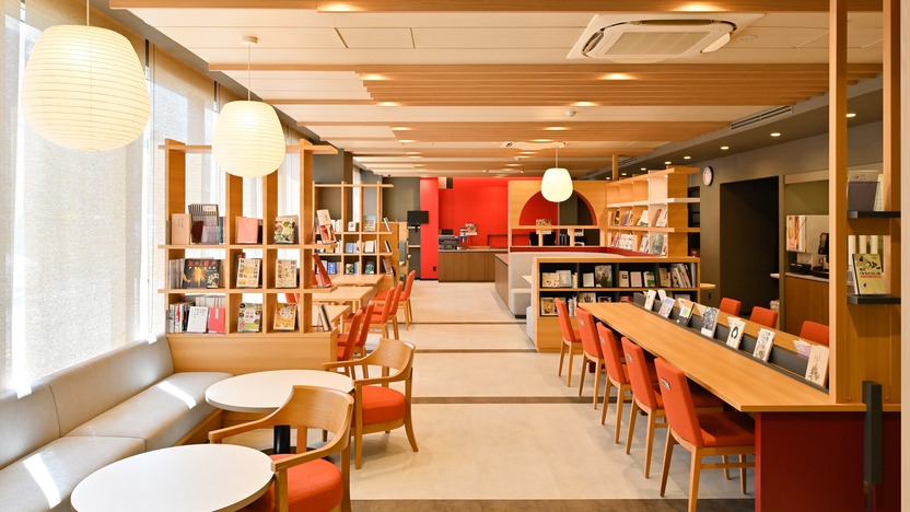 【50日前／コンフォートフライトパッケージ】地域のスイーツが無料で楽しめるライブラリーカフェ◆◆素泊