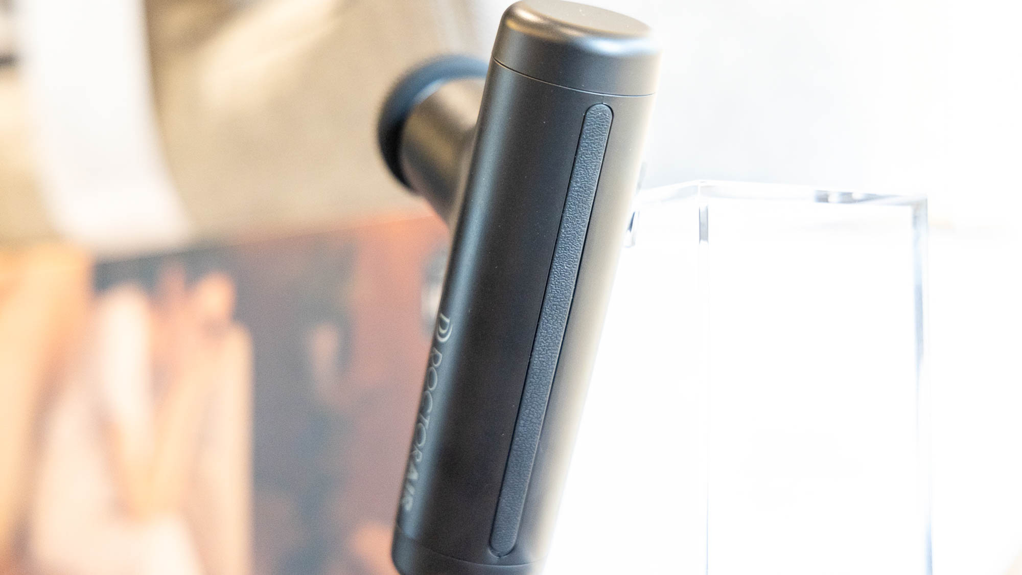 【ポータブルケアツール】顔～体までケアできるコンパクトサイズのボディメンテナンスアイテム。