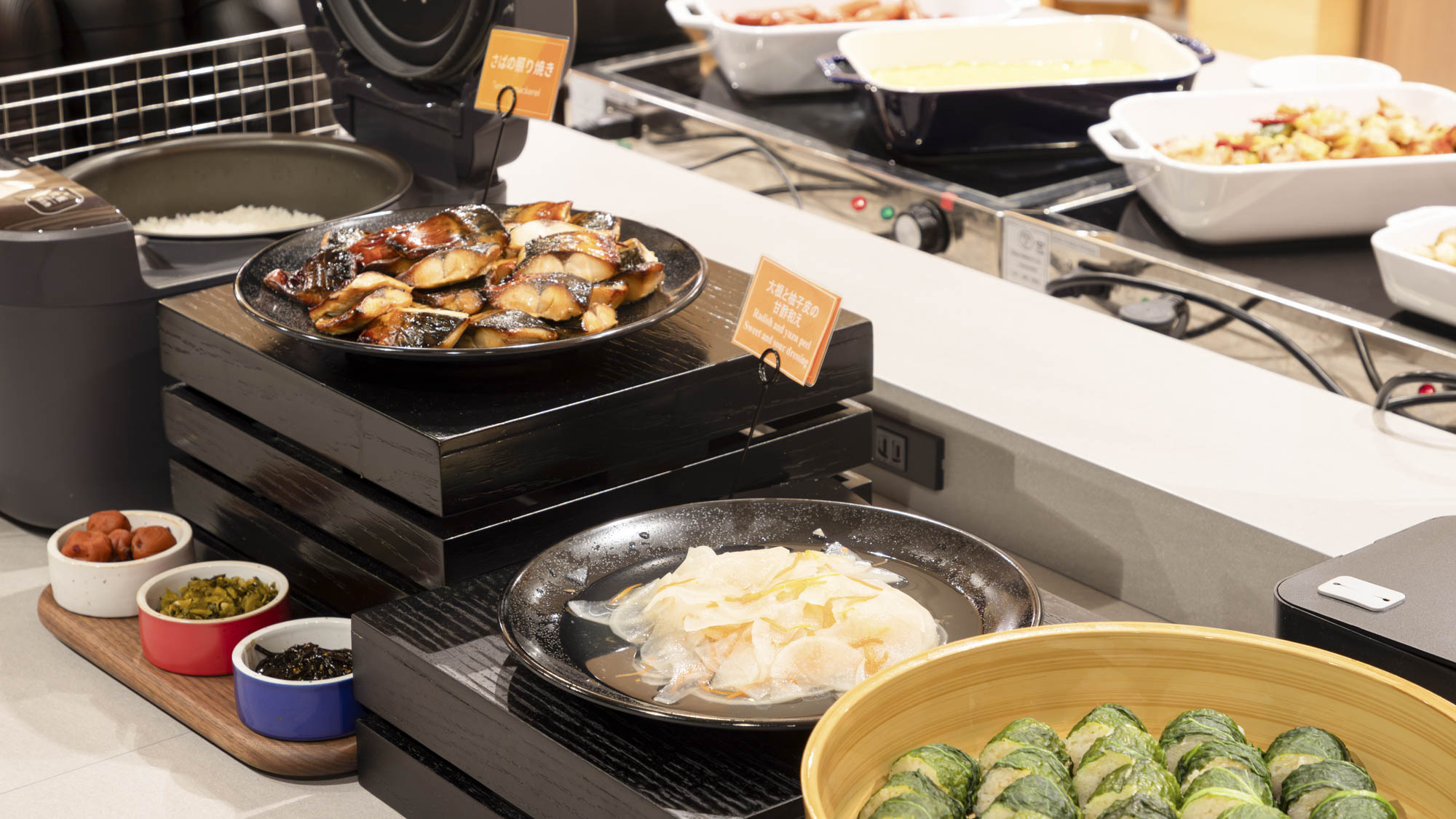 ホテルのある土地の食材を使用した地産地消のメニュー。旅先ならではの味をご堪能ください。