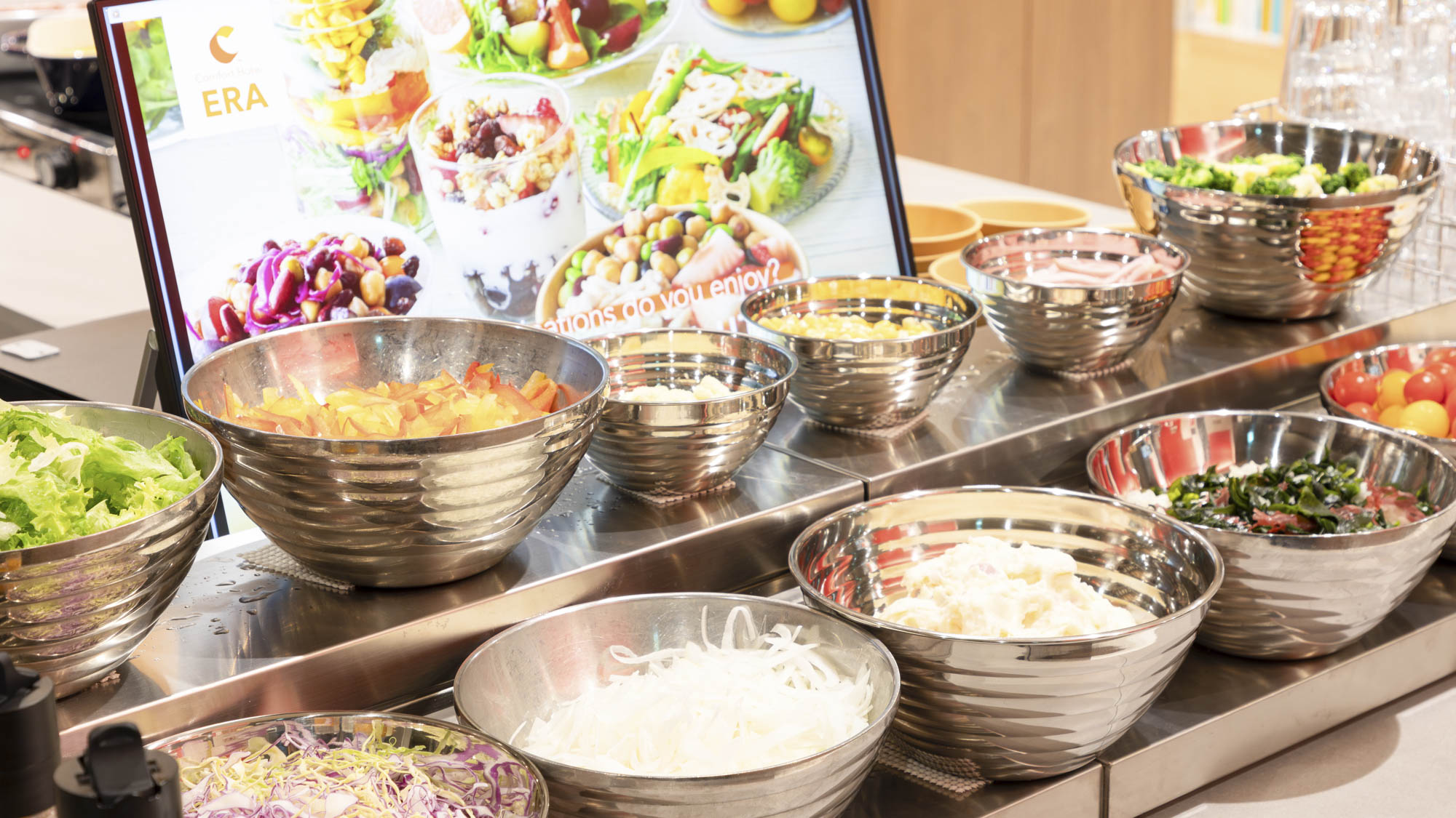 種類豊富で彩り豊かな野菜で旅行中の偏りがちな栄養もしっかり補給