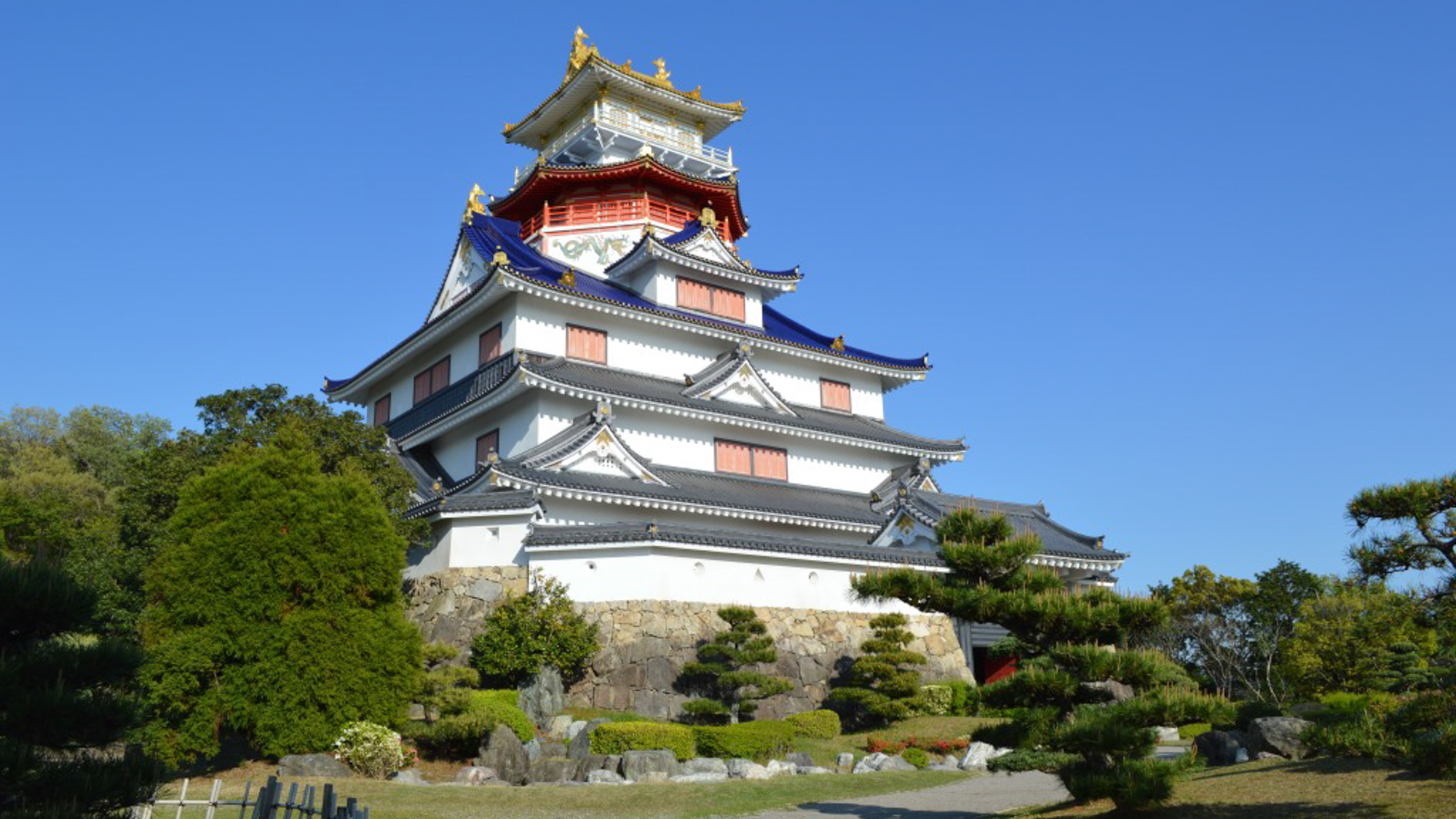 ともいきの国 伊勢忍者キングダム（伊勢市駅より三重交通バスで約30分）