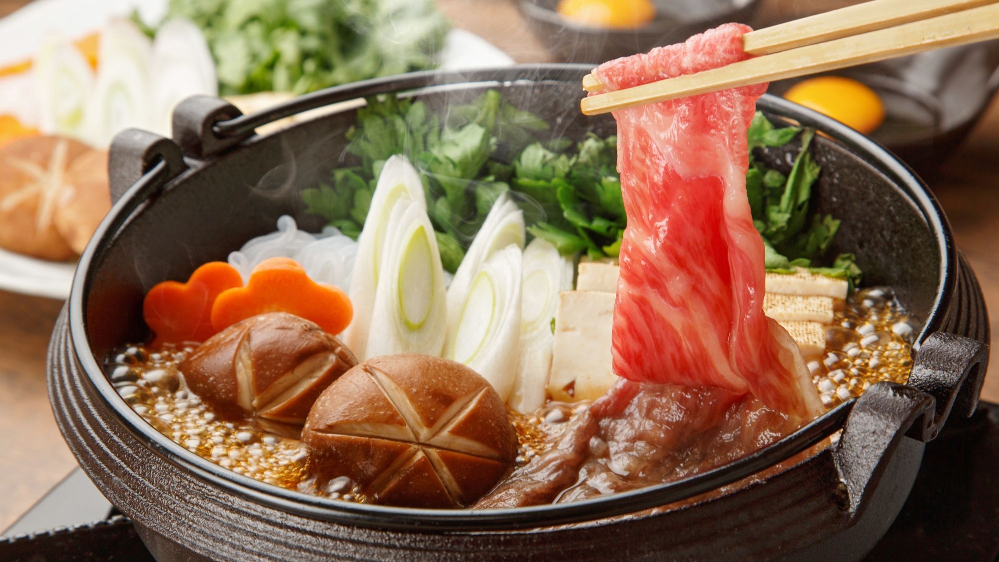【２食付】＜すき焼き＞A5ランク佐賀牛を堪能。一流料理人が仕上げる至福のすき焼き