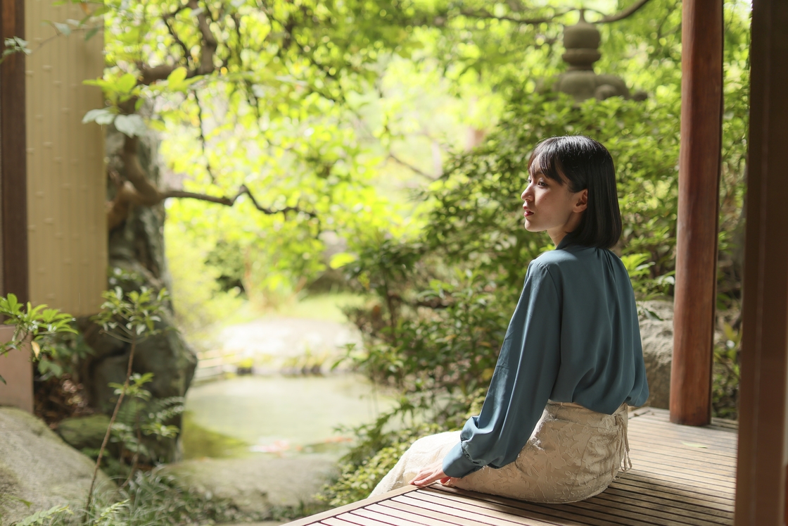 【６月限定】雨に潤う庭園と岩風呂｜静寂贅沢ステイ｜雨の日特典付き特別プラン