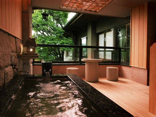 Open-air bath guest room (Kinzakura, an example)