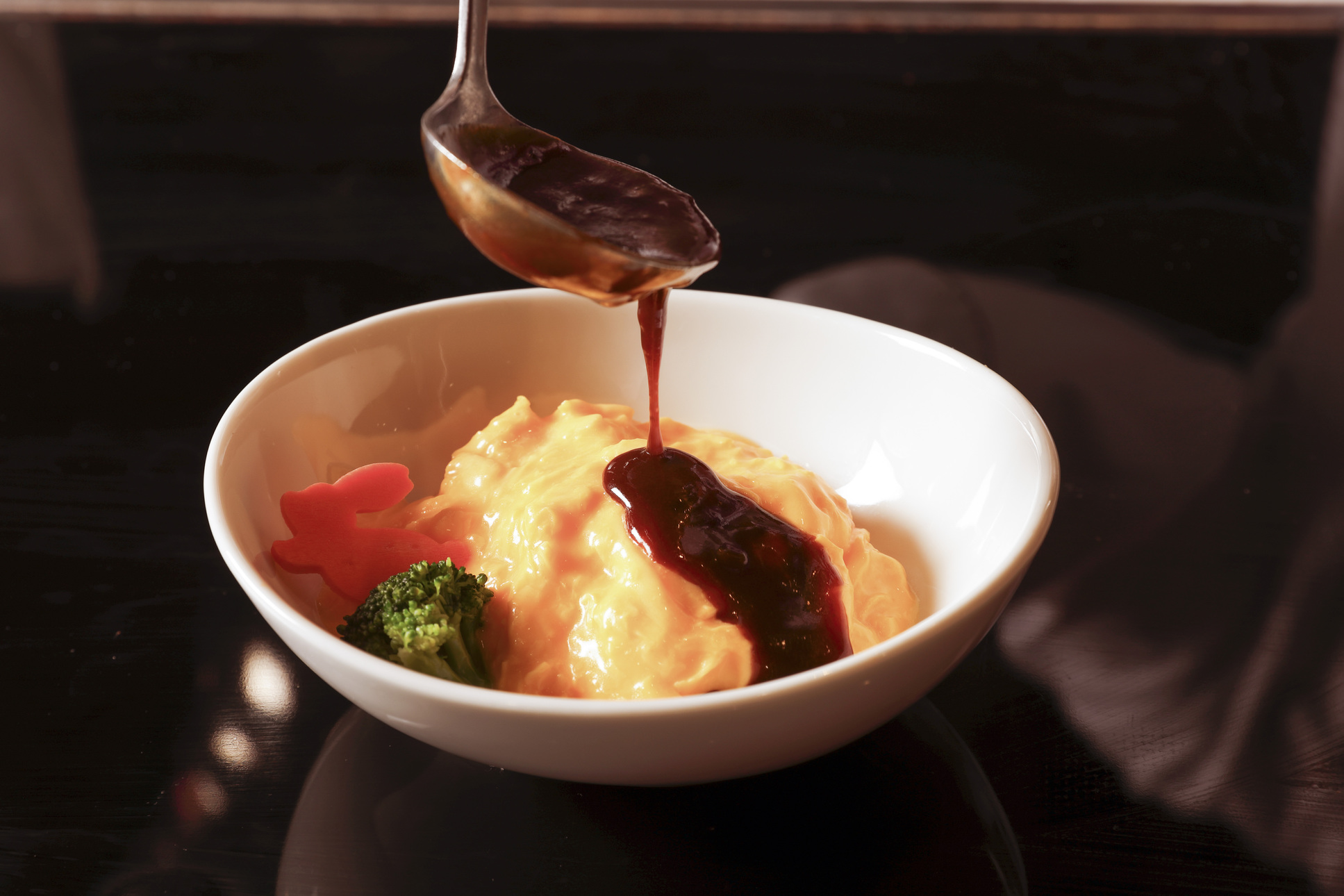 【夕食ブッフェ】「オムライス デミグラスソース」イメージ