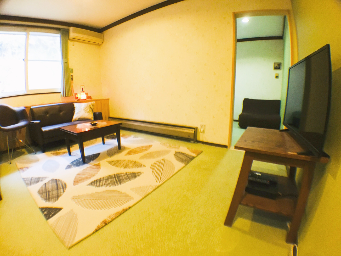 ◆広々ツインルーム◆ツイン＆憩いスペースのお部屋で悠々ステイ