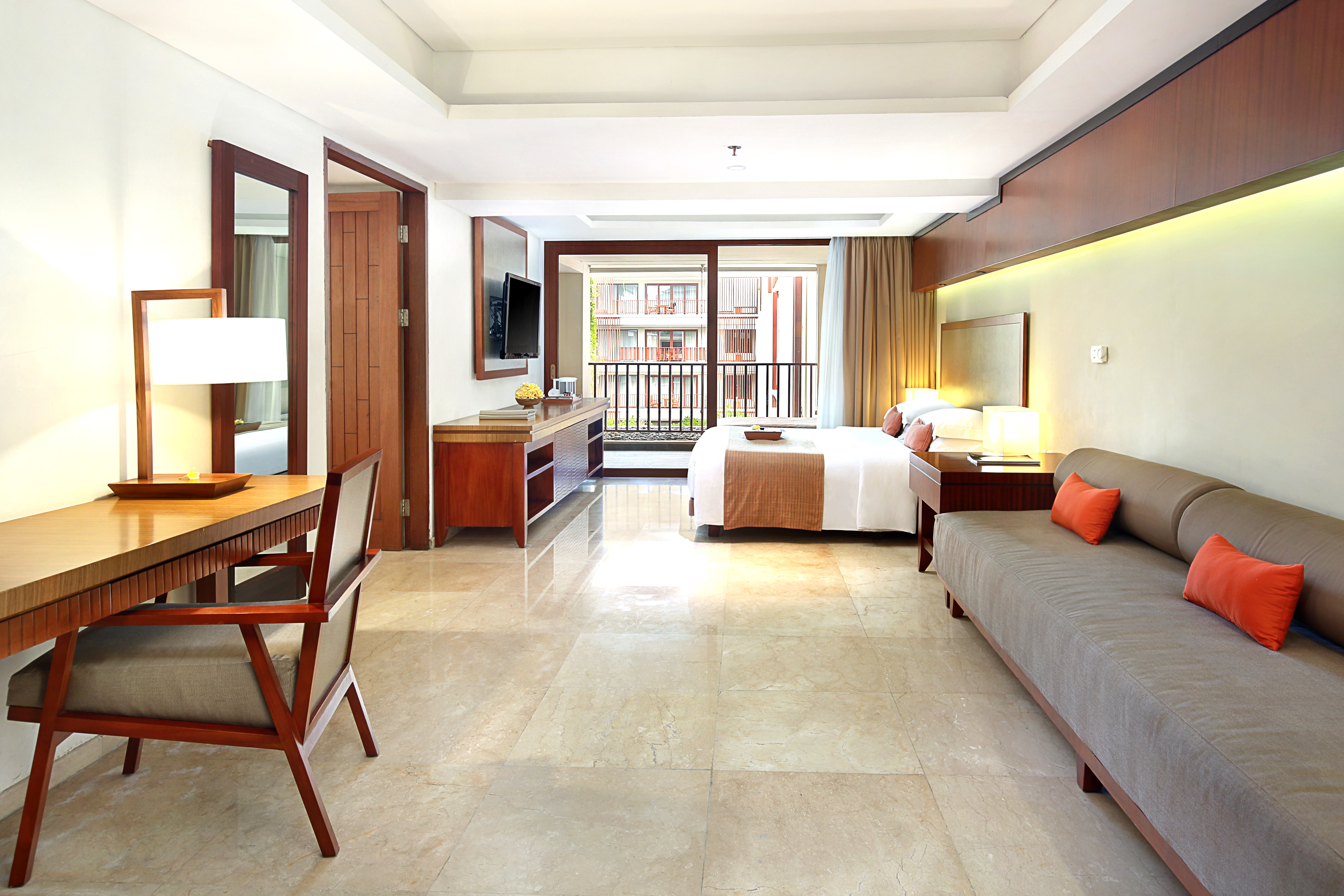 デラックススイートプールビュー（60平米）－例