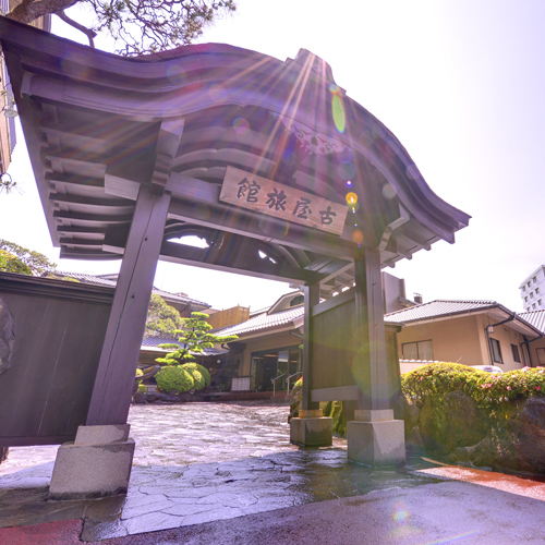 熱海一日遊 吃喝玩樂溫泉全包的熱海一日懶人包 遊湯巴士 遊 湯 バス 趴趴走 Compathy Travel Magazine線上日本旅遊雜誌