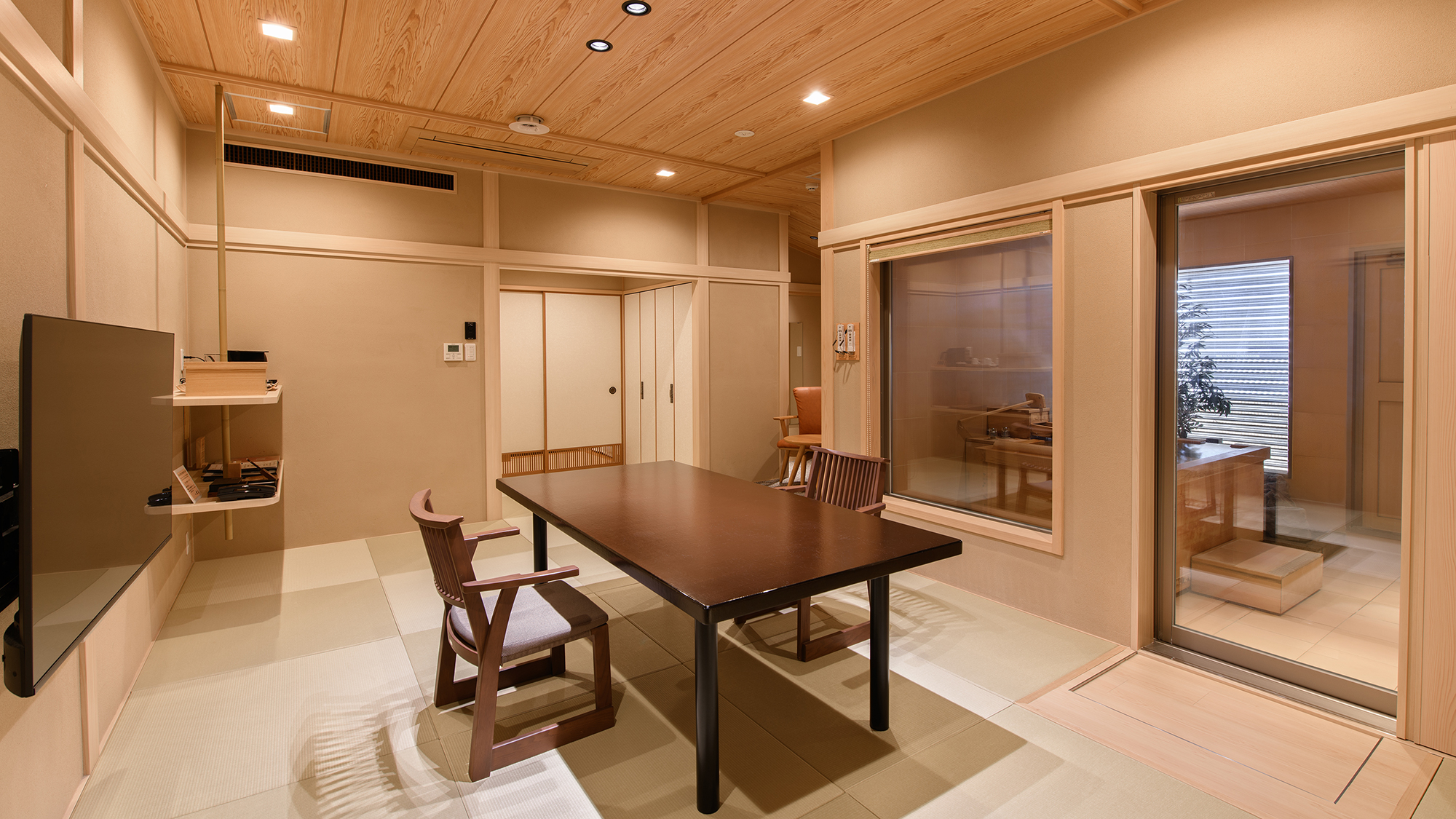 G【離れ棟/60平米】和室12畳+檜の源泉室内露天風呂付き